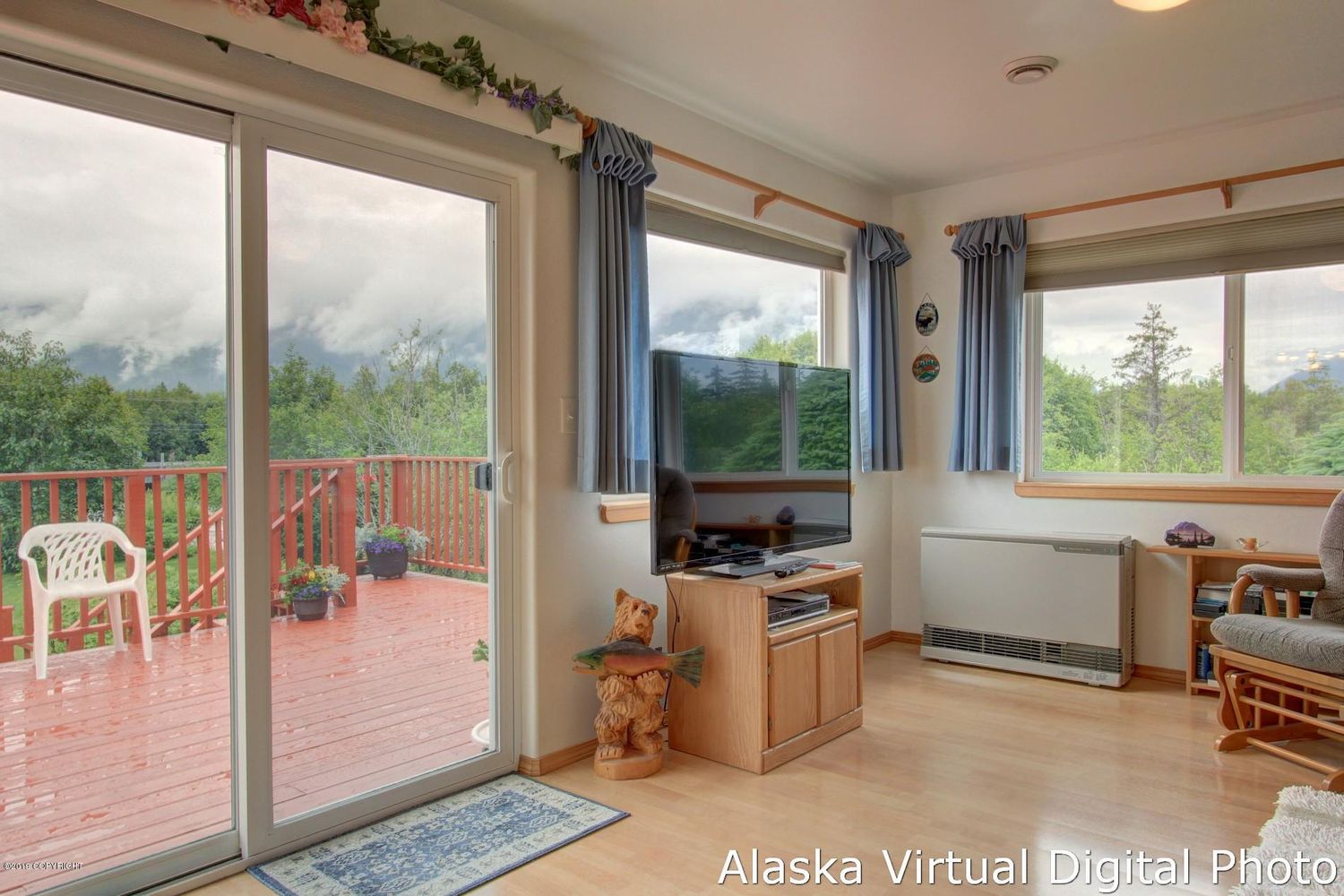 32596 Nash Rd, Seward, AK 99664